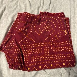 LuLaRoe Red and Yellow Patterned Leggings